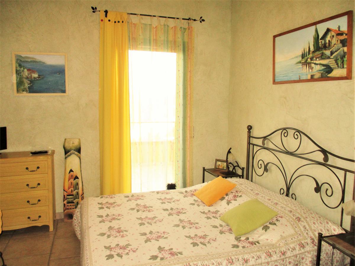 Les Mimosas Bed & Breakfast Ментона Екстериор снимка
